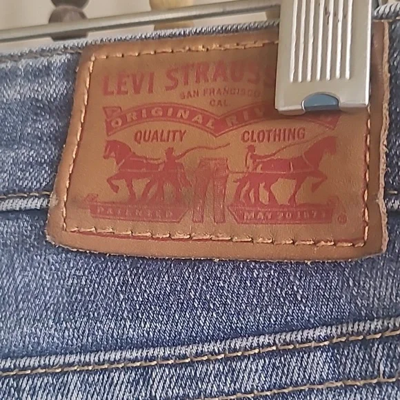 Levi's 711 Skinny - Picture 5 of 8